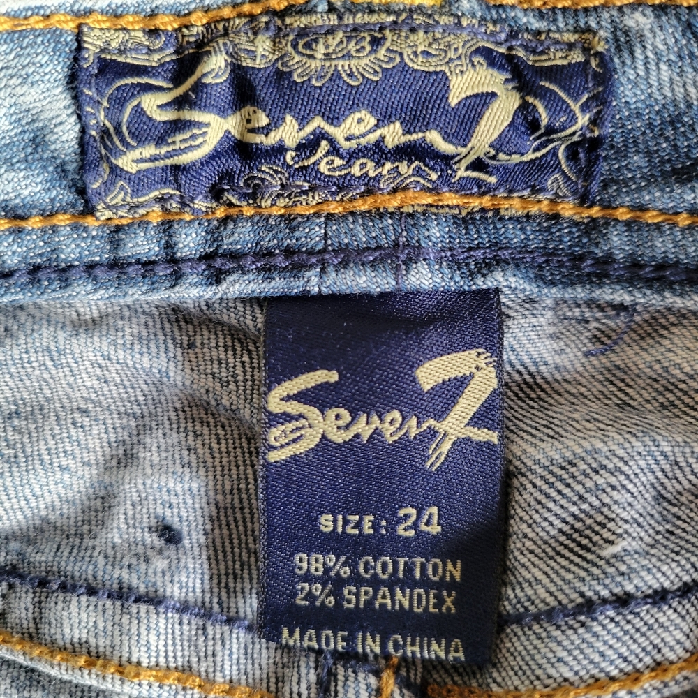 SEVEN7 JEANS LIKE NEW - Picture 4 of 5